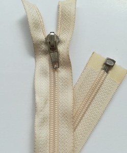 Zamki błyskawiczne żyłkowe 45 cm 25sztuk