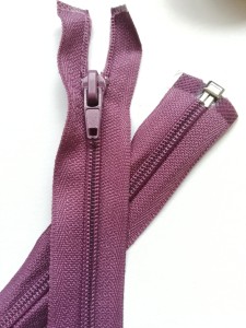 Zamki błyskawiczne żyłkowe 45 cm 25sztuk