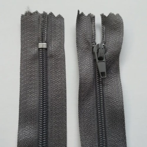 zamek błyskawiczny spiralny 18 kord, kolor szary 384.jpg