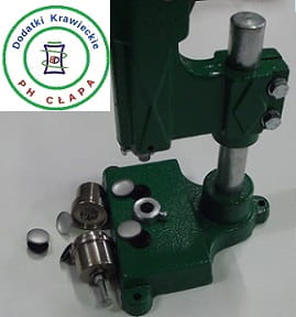 napownica do zaciskania foremek.jpg