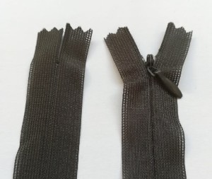 Zamek błyskawiczny żyłkowy kryty 20cm nierozdzielczy 20szt