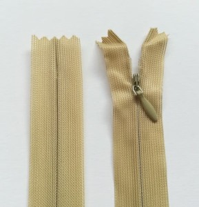 Zamek błyskawiczny żyłkowy kryty 22cm nierozdzielczy 20szt