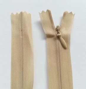 Zamek błyskawiczny żyłkowy kryty 22cm nierozdzielczy 20szt